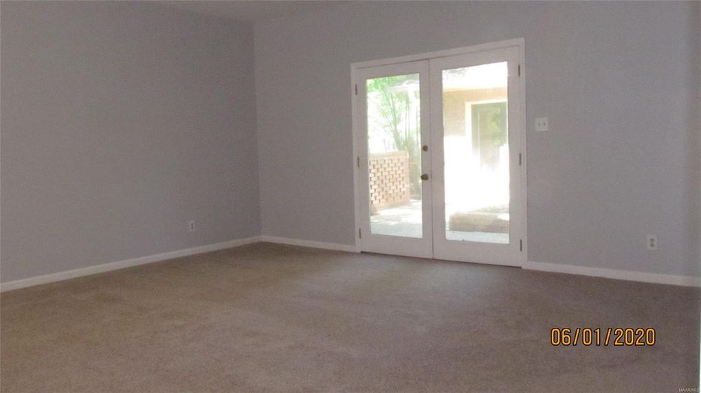 Listing 229 W Castlewood Dr, Selma AL 36701