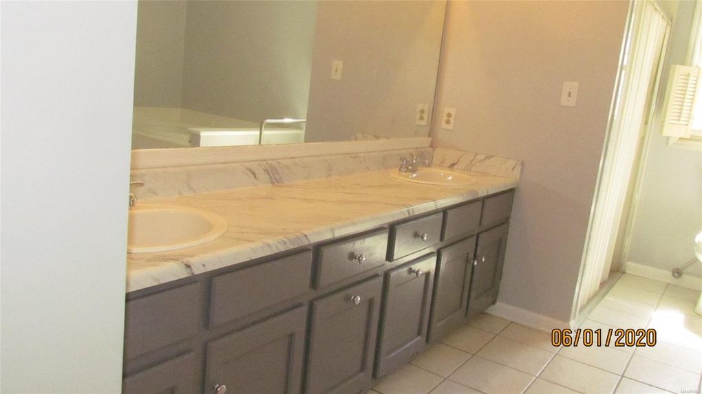 Listing 229 W Castlewood Dr, Selma AL 36701