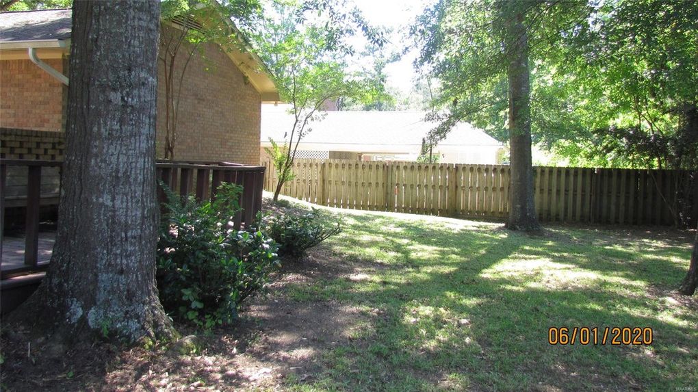 Listing 229 W Castlewood Dr, Selma AL 36701